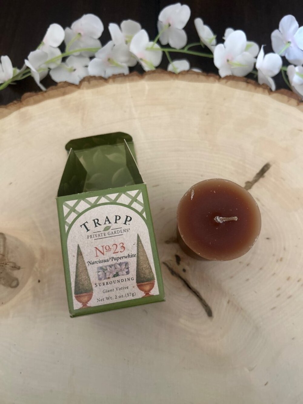 Trapp Private Gardens No. 23 Narcissus/Paperwhite Candle Giant Votive 2 Oz